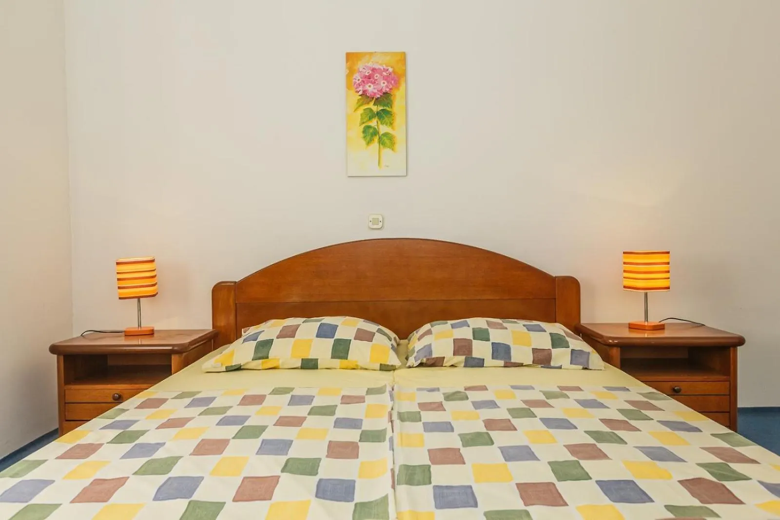 Family Friendly Seaside Apartments Kastel Stari, Kastela - 18114